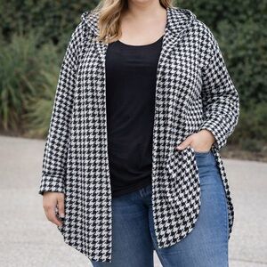 Women’s Plus Size Black White Houndstooth Hooded Open Front Cardigan Snap Button